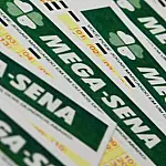 Astrólogos apontam signo com mais chances de ganhar na Mega Sena em março