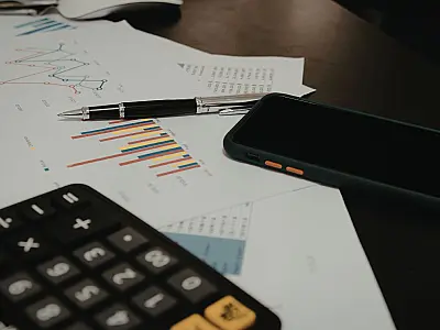 Consumidores podem pedir retirada do nome negativado após cinco anos de dívida