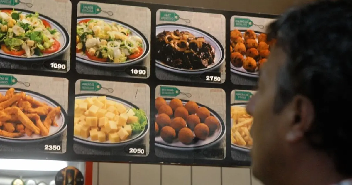 Percepção sobre ultraprocessados muda no trabalho e leva empresas a rever refeições e políticas de bem-estar