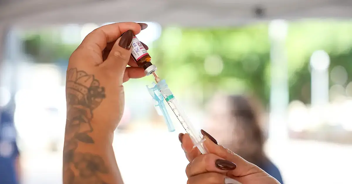 Avanço do sarampo nas Américas coloca Brasil em alerta e pressiona vacinação às vésperas da Copa de 2026