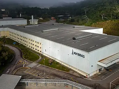 Fim da greve da Avibras marca nova fase de reestruturação, com pagamento de passivos trabalhistas e retomada gradual da produção.