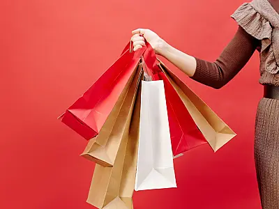 Promoções e descontos podem estimular compras por impulso entre consumidores.