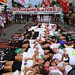 Mulheres realizam marcha em Copacabana contra feminicídio e violência