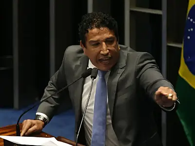 Senador Magno Malta comentou possível delação envolvendo o banqueiro Daniel Vorcaro.