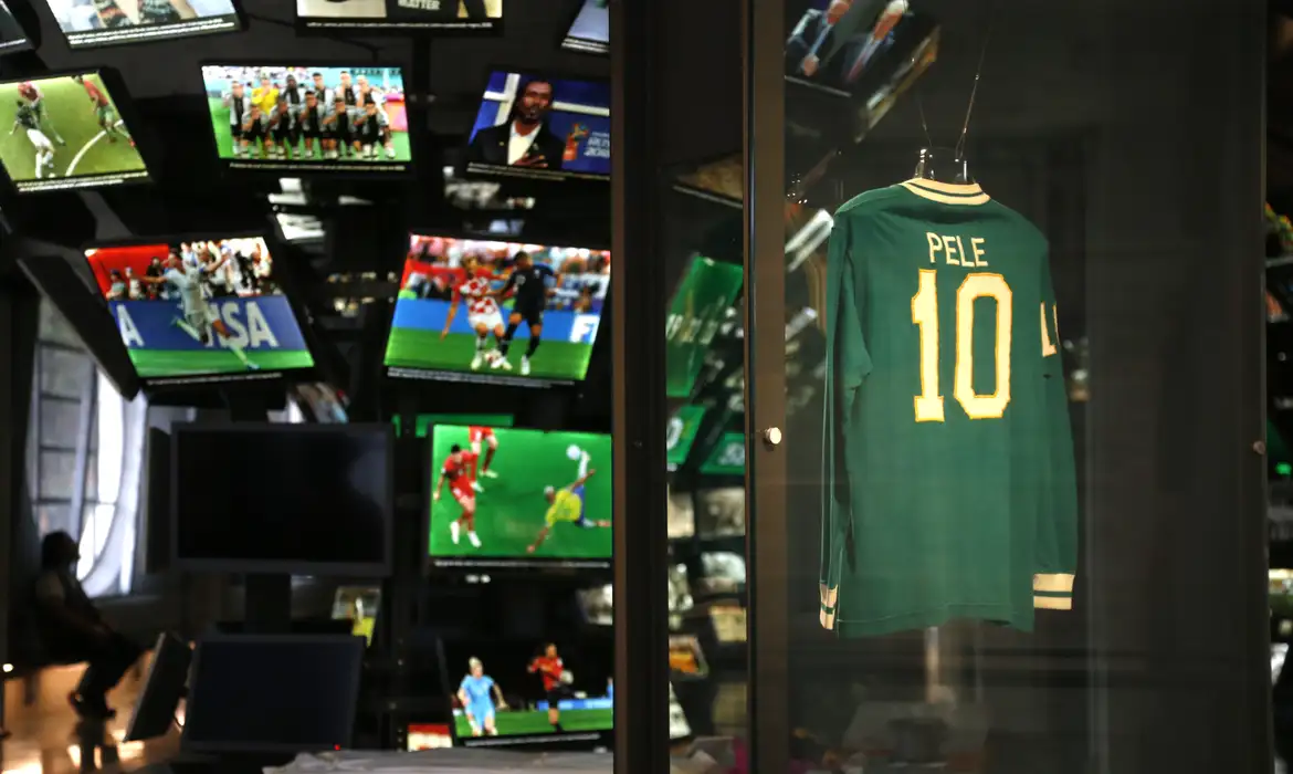 Museu do Futebol estreia audioguia “Futebol é Mais” como programa de rádio para incluir todos os visitantes