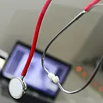 AgSUS e Hospital das Clínicas da FMUSP liberam 1.000 vagas gratuitas em curso sobre Fundamentos de Saúde Digital para APS