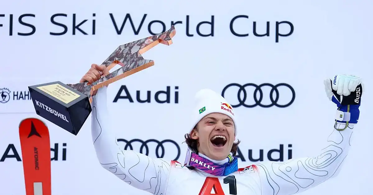 Lucas Pinheiro Braathen durante prova de esqui alpino em competição internacional.