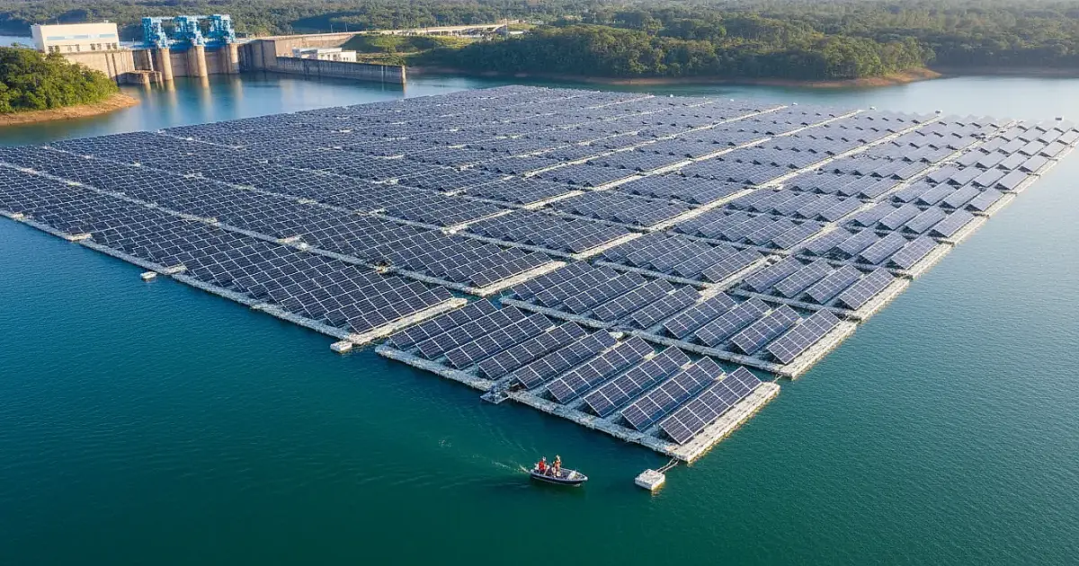 Itaipu planeja "dobrar" capacidade de geração com megausina solar flutuante