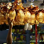 Prefeitura distribui 10 mil ovos de Páscoa para estudantes da rede municipal