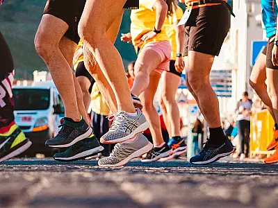 Caminhada e corrida estão entre os exercícios mais procurados por quem deseja sair do sedentarismo.