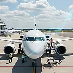 O salto da Embraer: fabricante brasileira alcança recorde de US$ 32 bilhões em pedidos