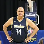 Morre aos 68 anos em São Paulo o ídolo do basquete Oscar Schmidt