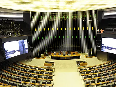 Congresso Nacional retoma votações em abril após período de baixa atividade legislativa.