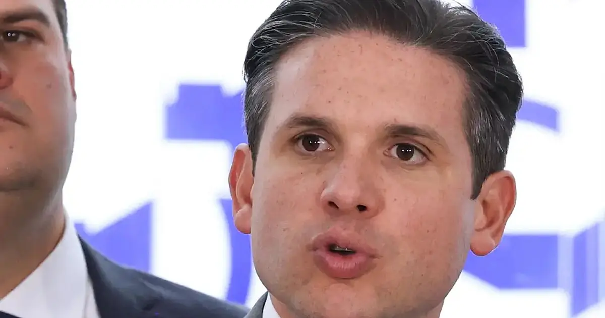 Hugo Motta fala sobre debate no Congresso envolvendo a escala 6x1.