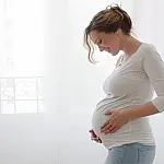 Pesquisadores descobrem por que mulheres grávidas sofrem com enjoos