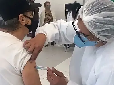 Ministério da Saúde envia novas doses da vacina contra covid-19 aos estados