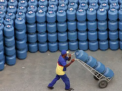 Governo anunciou recursos para tentar conter alta no preço do gás de cozinha.