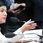 Comissão aprova prioridade no SUS para mulheres que perdem filhos na gestação ou após o parto