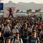 Efeito Shakira: Galeão prevê invasão de 314 mil turistas para show em Copacabana