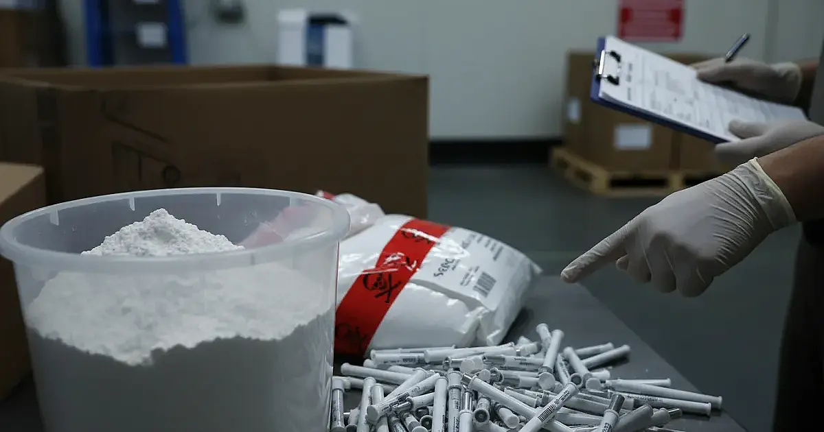 O cerco às canetas emagrecedoras: Anvisa e médicos alertam para riscos do mercado ilegal