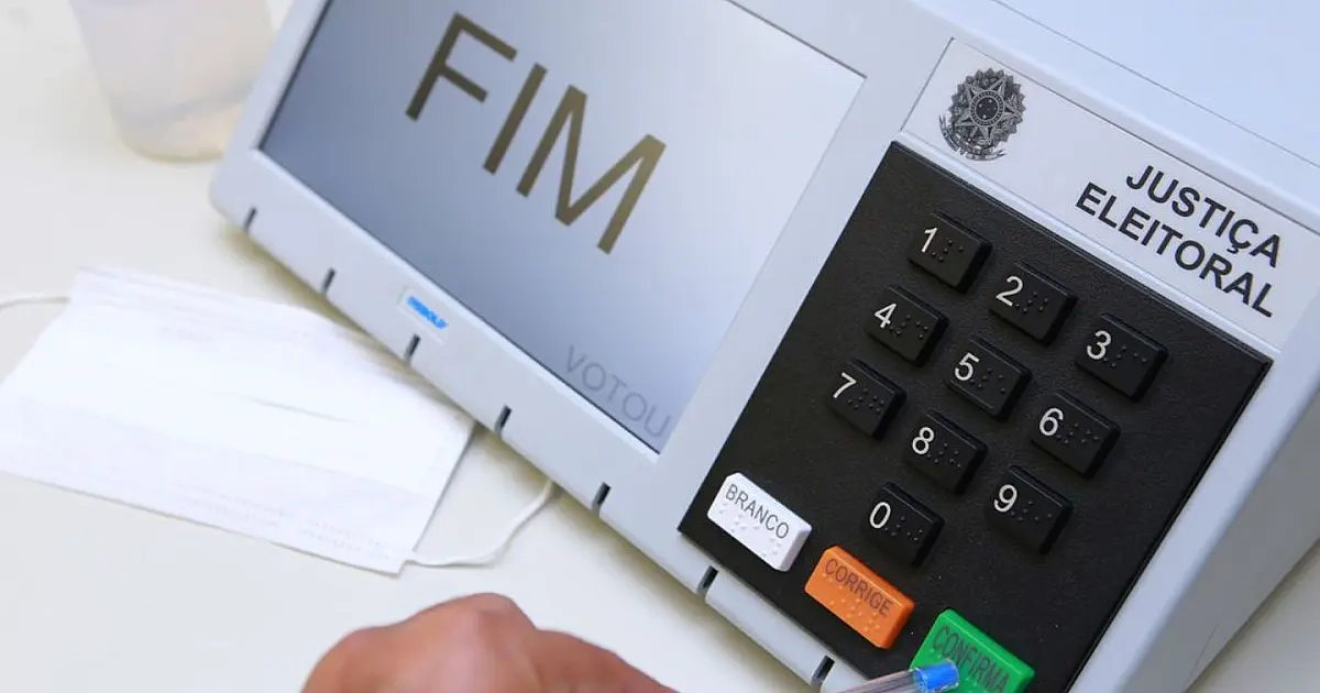 Urna eletrônica usada nas eleições brasileiras organizada pelo Tribunal Superior Eleitoral