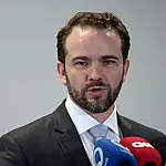 Novo Desenrola permitirá uso do FGTS para renegociação de dívidas