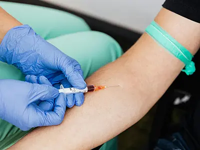 Motoristas devem manter exame toxicológico da CNH em dia para evitar multas