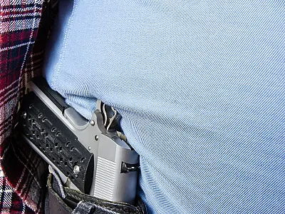 Projetos discutem ampliação do porte de arma para novas categorias profissionais