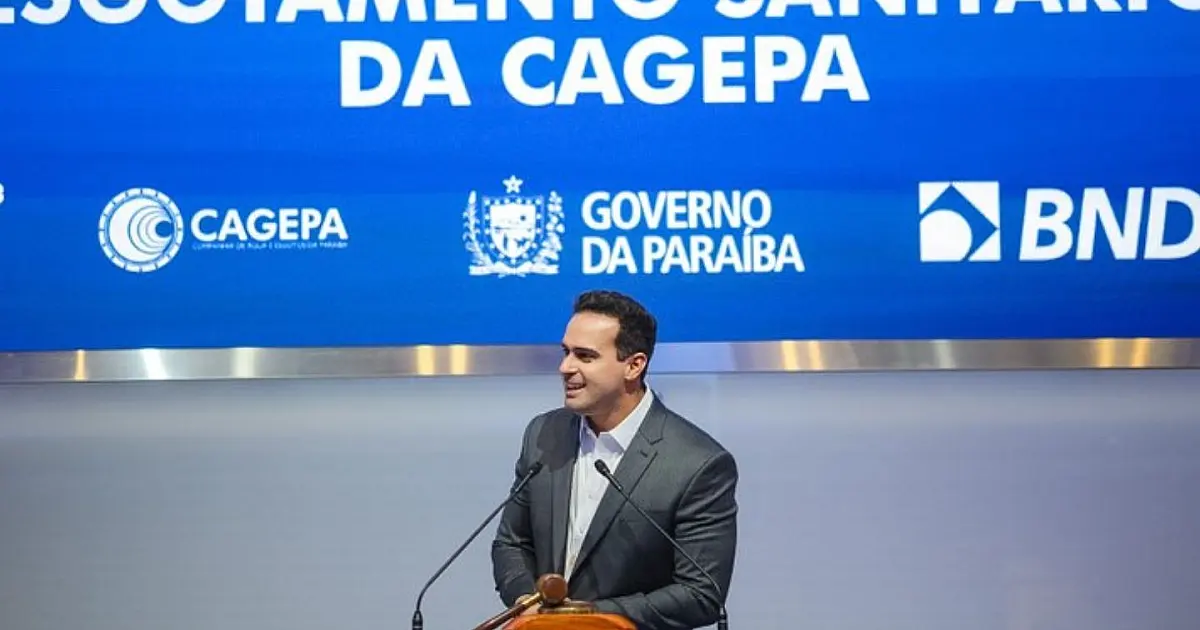 Lucas Ribeiro durante evento sobre investimentos em saneamento na Paraíba em São Paulo