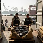 Tráfico internacional camuflado em café: PF derruba esquema sofisticado no Porto do Rio
