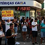Mega 30 Anos: Prazo para apostar no prêmio de R$ 300 milhões termina hoje