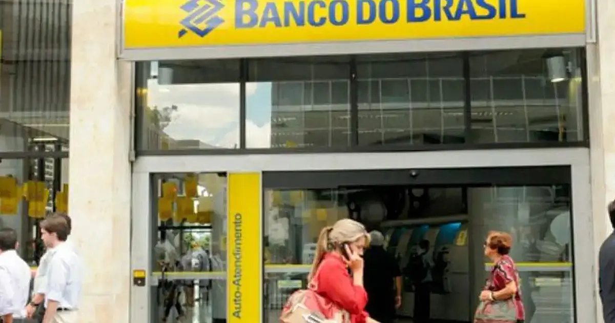 Fachada de agência do Banco do Brasil utilizada em anúncio do Tesouro Reserva