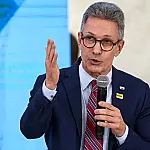 Zema defende comissão parlamentar para investigar caso do Banco Master