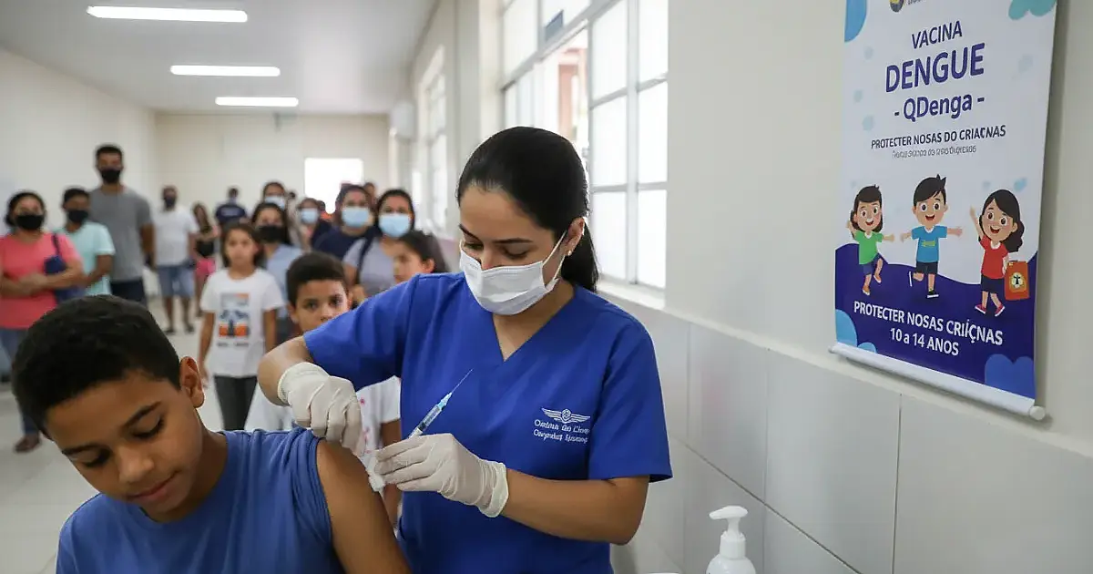 Vacinação de crianças contra dengue segue normal: entenda a diferença entre as doses do Butantan e da Takeda