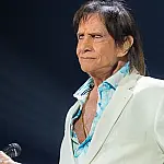Roberto Carlos faz show histórico no Dia dos Namorados em Caruaru
