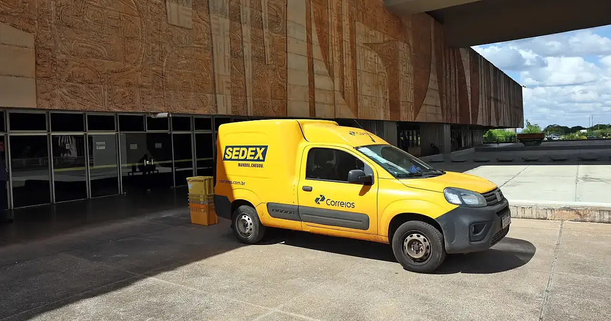 Correios anunciam paralisação geral de serviços no Brasil