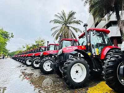 Governadora Raquel Lyra realiza entrega simbólica de microtratores e anuncia recursos para produtores rurais de Pernambuco