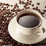 Entenda por que adicionar uma pitada de sal melhora o sabor do café