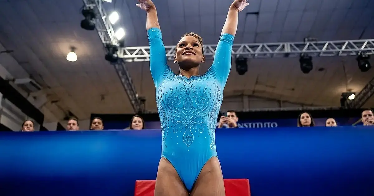 Rebeca Andrade volta após 20 meses com ouro no salto no Rio