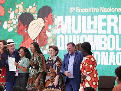 Cerimônia em Brasília assegura a propriedade definitiva da terra para comunidades tradicionais de seis estados
